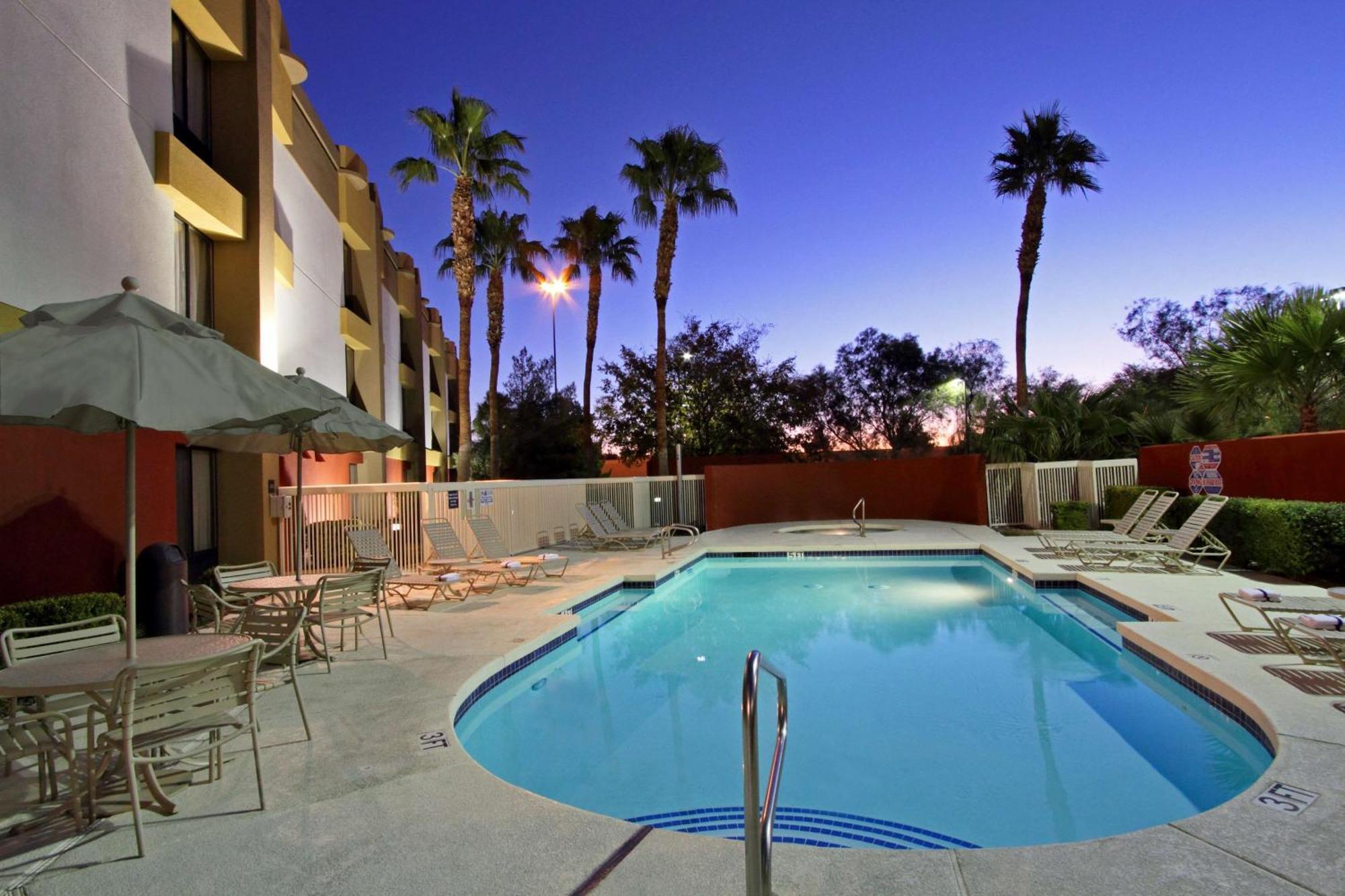 Hampton Inn Las Vegas/Summerlin Экстерьер фото