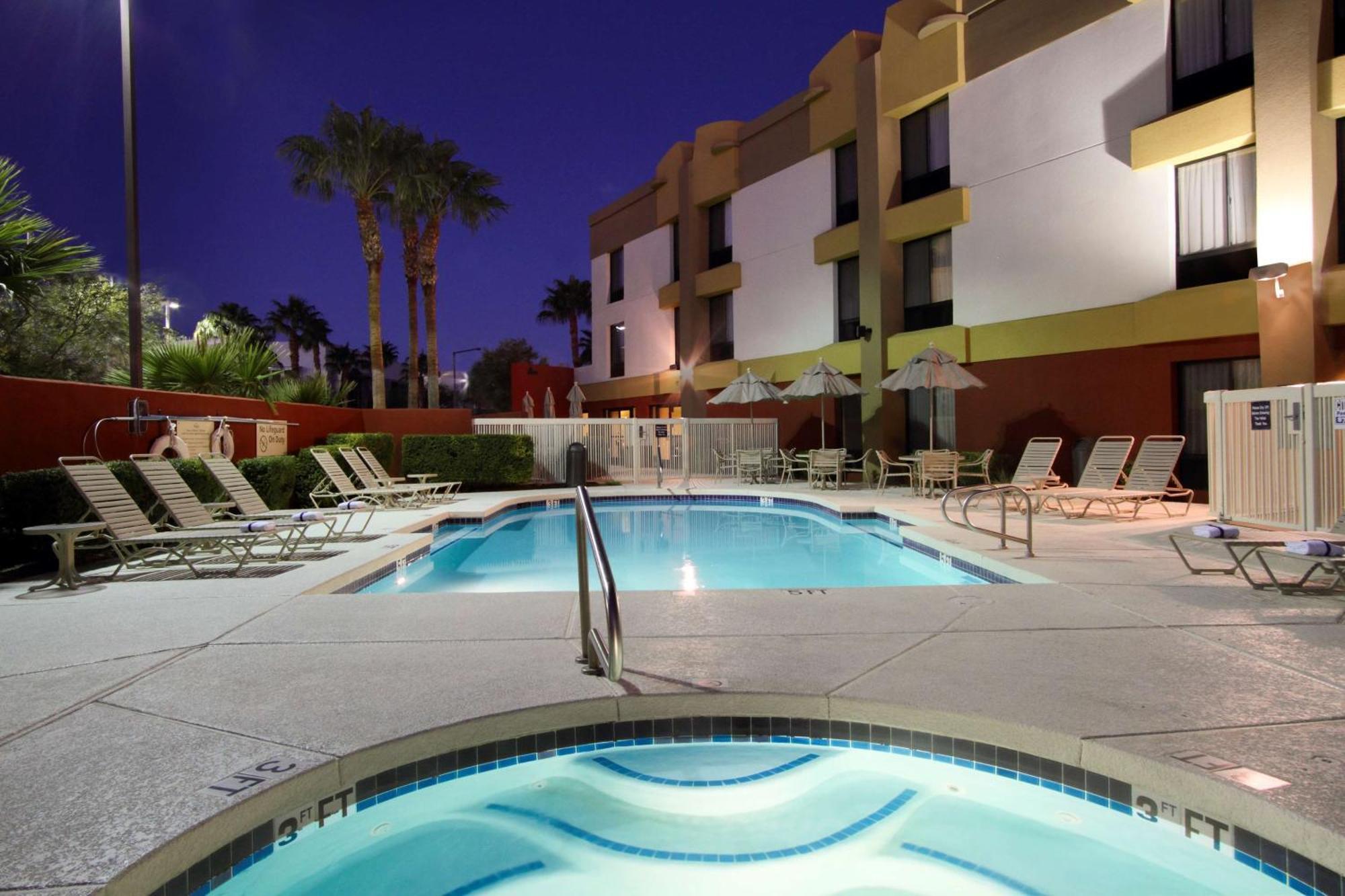 Hampton Inn Las Vegas/Summerlin Экстерьер фото